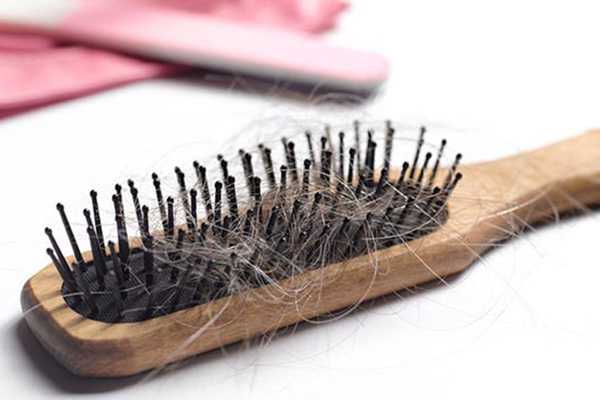 Какая форма цинка помогает при выпадении волос
