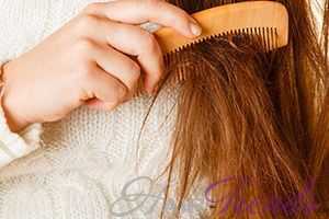 Есть ли эффект от выщипывания седых волос?/